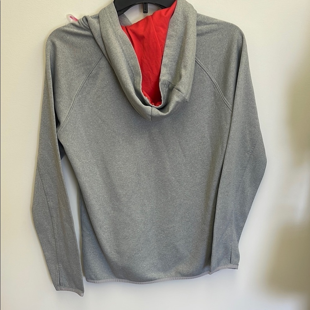 The North Face Gray Hoodie with Red Logo - Picture 4 of 6